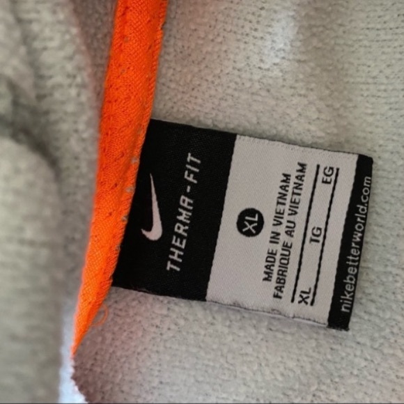 💕Nike Therma-Fit Hoodie💕 - Picture 4 of 4